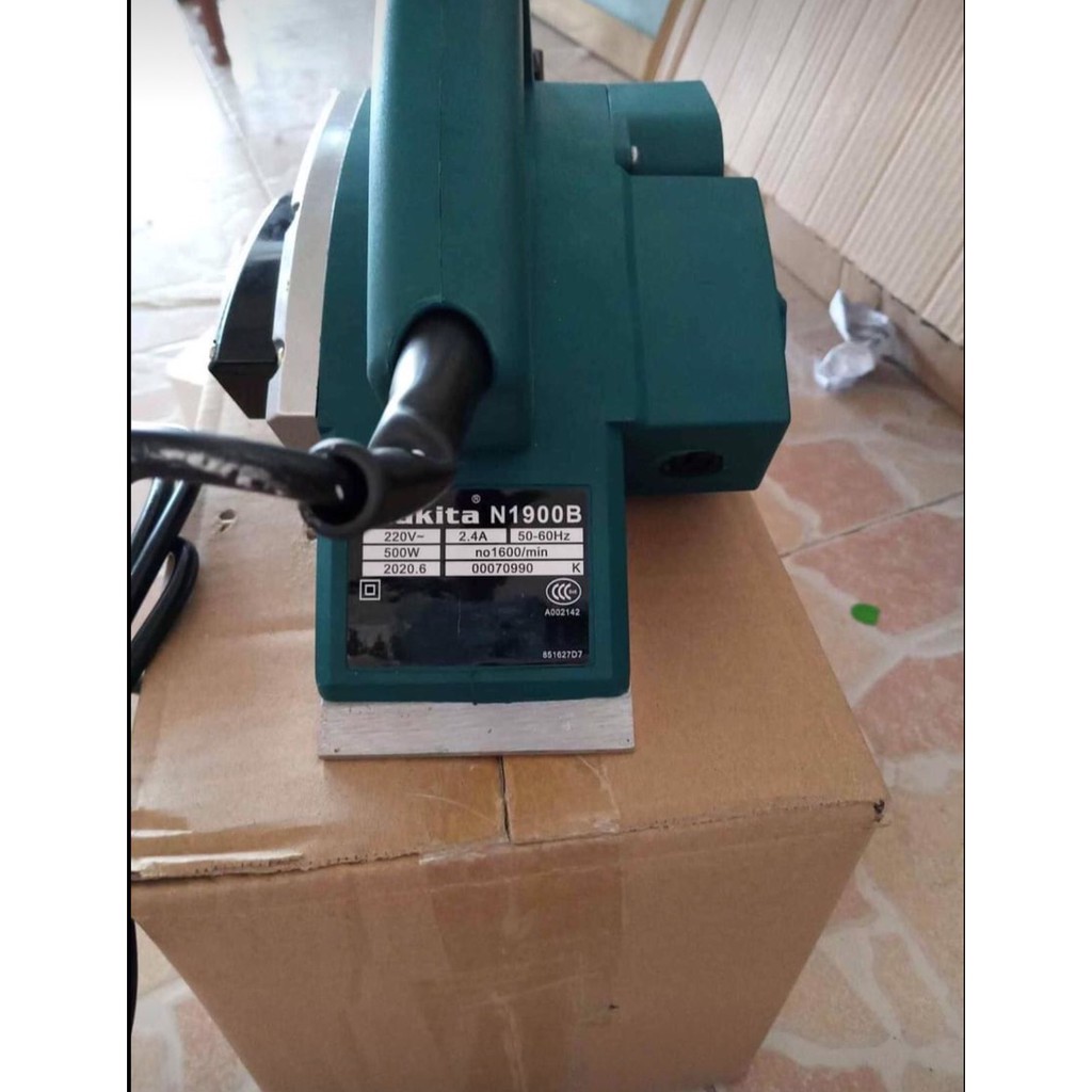 Máy bào gỗ makita n1900b Máy Bào Gỗ Makita N1900B 600W tặng kèm bộ lưỡi bào