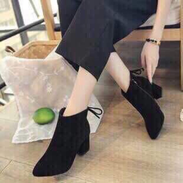 Bốt lửng da lộn