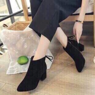 Bốt lửng da lộn