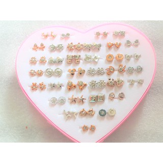 Bông tai nụ chuôi plastic nhiều kiểu dáng