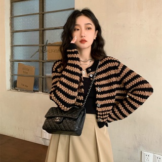 Áo Khoác Cardigan Len Tay Dài Dáng Ngắn Họa Tiết Kẻ Sọc Thời Trang Xuân Thu 2021 Cho Nữ
