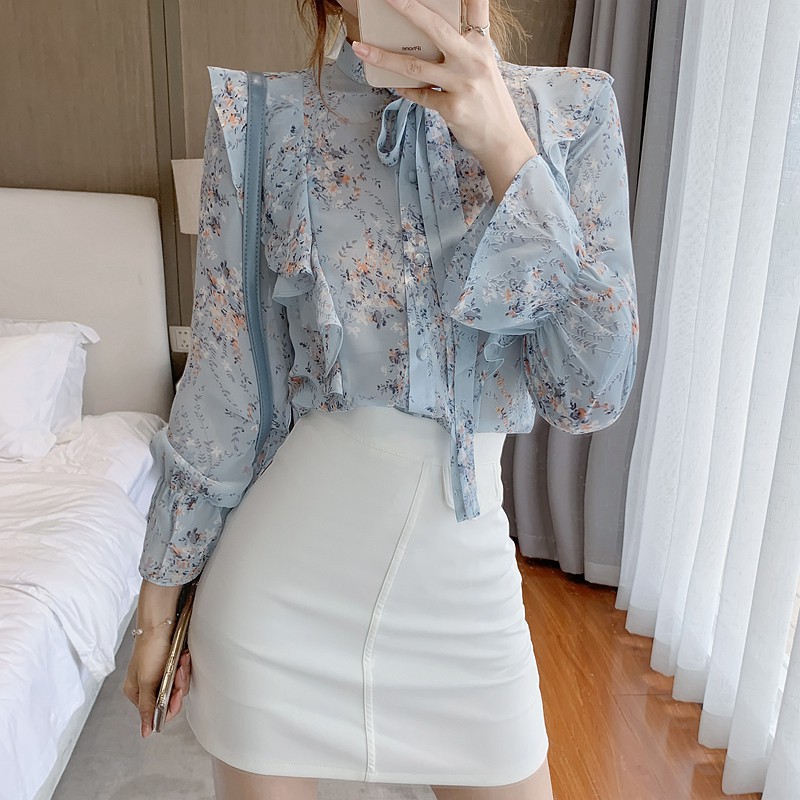 Áo Kiểu Chất Chiffon Tay Loe Hoạ Tiết Hoa Phong Cách Hàn Quốc