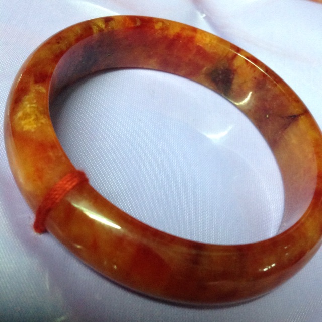 Vòng cẩm thạch