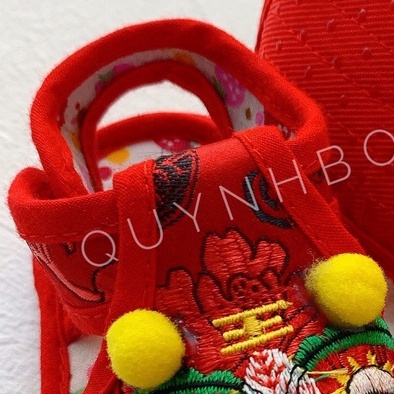 Phụ kiện cho bé QUỲNH BOUTIQUE Sandal Tết họa tiết kỳ lân quai dán