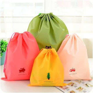 Túi đựng doll có màu, dùng dây rút/Túi zip trong