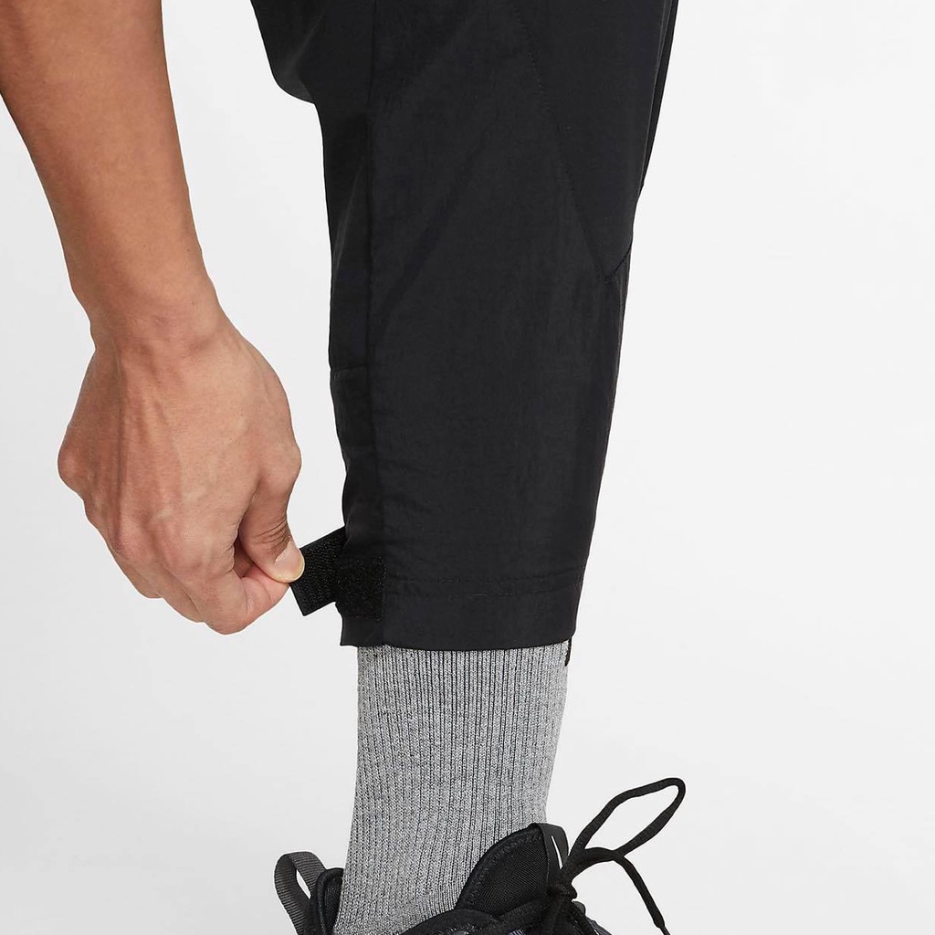 QUẦN DÀI NIKE SPORTSWEAR MEN'S WOVEN CROPPED TRAINING PANTS - BLACK
