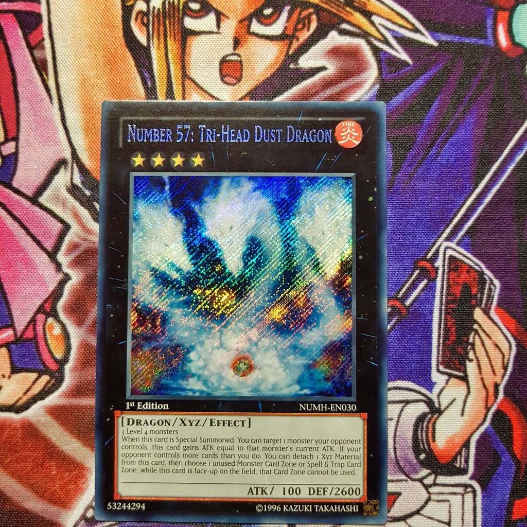 Thẻ bài Yugioh chính hãng | Number 57: Tri-Head Dust Dragon | NUMH Secret rare.