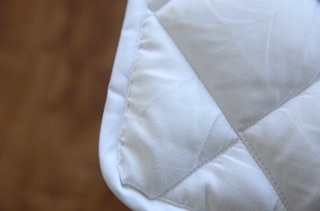 RUỘT CHĂN HÈ TRẮNG BÔNG TẤM COTTON KÍCH THƯỚC 1M9-2M1