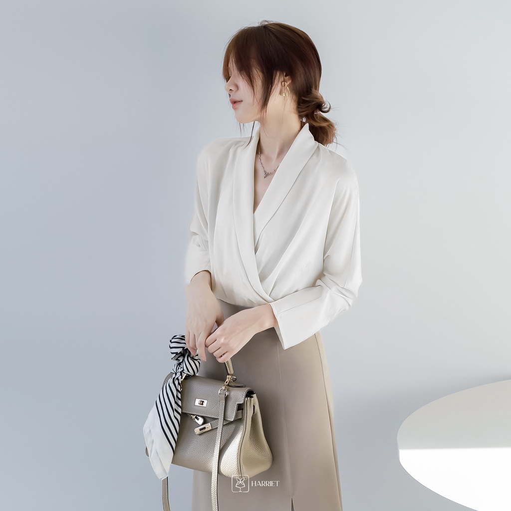 Áo sơ mi freesize dáng rộng công sở Ann cài cúc gập cổ Harriet