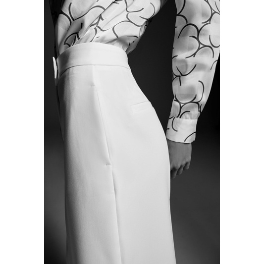 Áo satin hoạ tiết ZARA AUTH size M