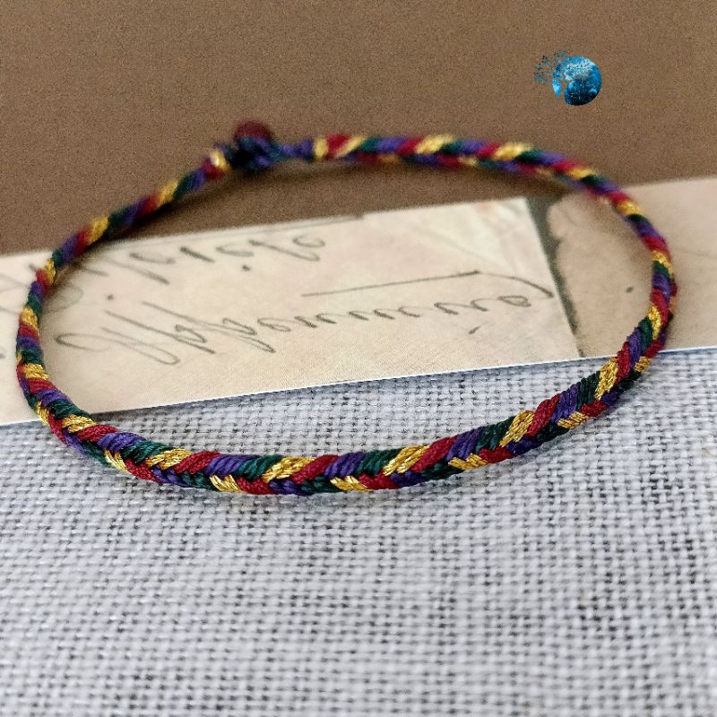 Vòng tay tết dây thổ cẩm