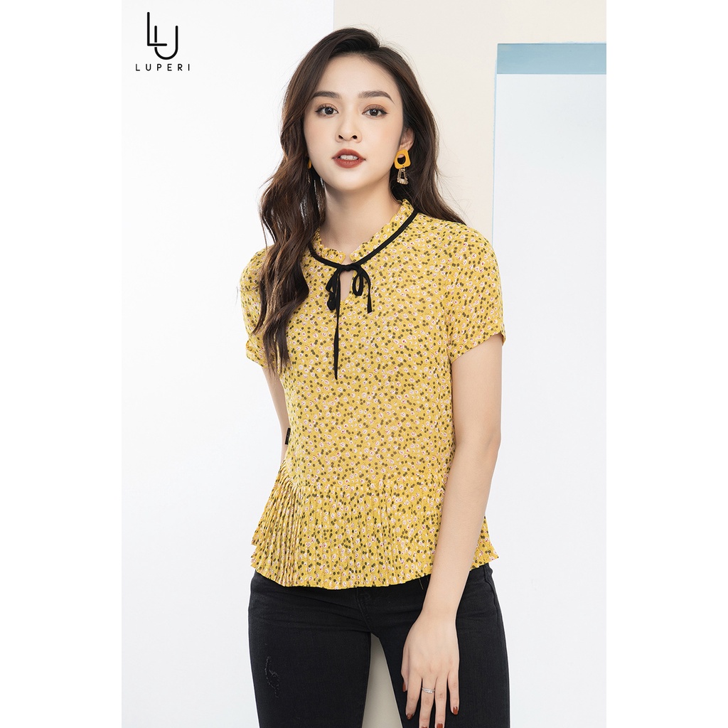 Áo Sơ Mi Nữ Ngắn Tay Họa Tiết Hoa Nhí Cổ Nơ LUPERI LFSM1122 Cho Nữ Công Sở