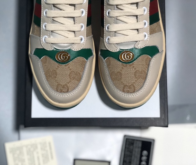 Giày sơn tùng bản sạch da xịn