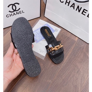 Dép bệt xích