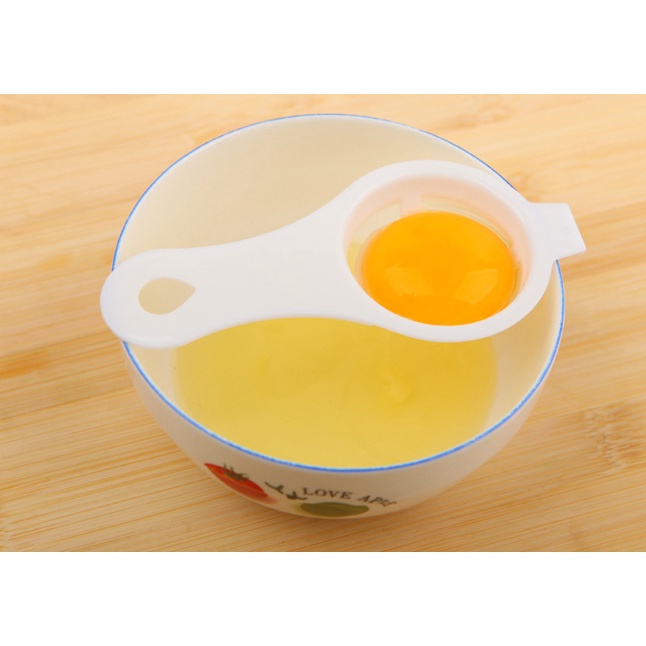 Dụng cụ tách lòng trứng bằng nhựa tiện lợi cho nhà bếp