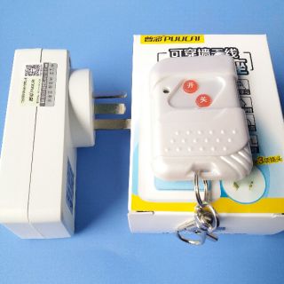 Ổ cắm điều khiển thiết bị từ xa