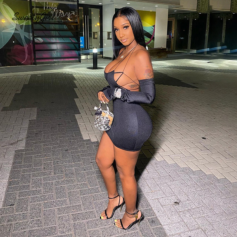 Đầm Ôm Hai Dây Thời Trang Xu Hướng Quyến Rũ Năm 2021 Cho Nữ