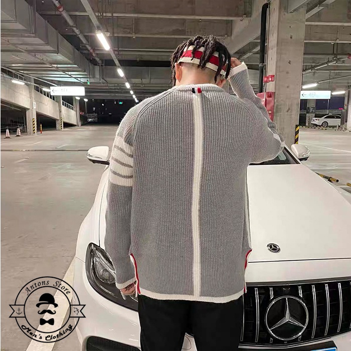 Len Cổ Tròn Vằn Thom Browne