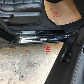 Ốp bậc cửa honda crv 2018 2019 2020 2021 mẫu titan .