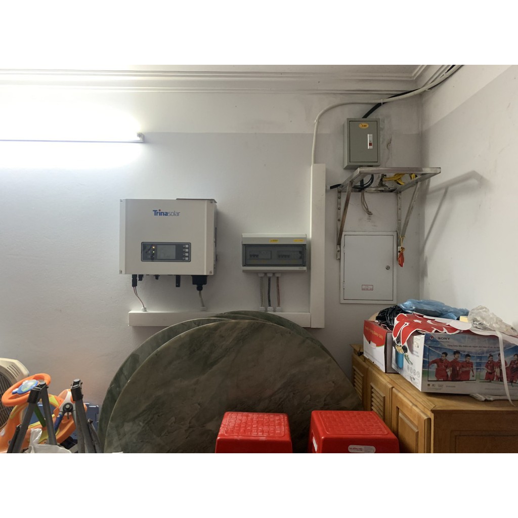 INVERTER HÒA LƯỚI 5KW 3 PHA XẢ KHO THANH LÍ THU HỒI VỐN , KHÔNG BH