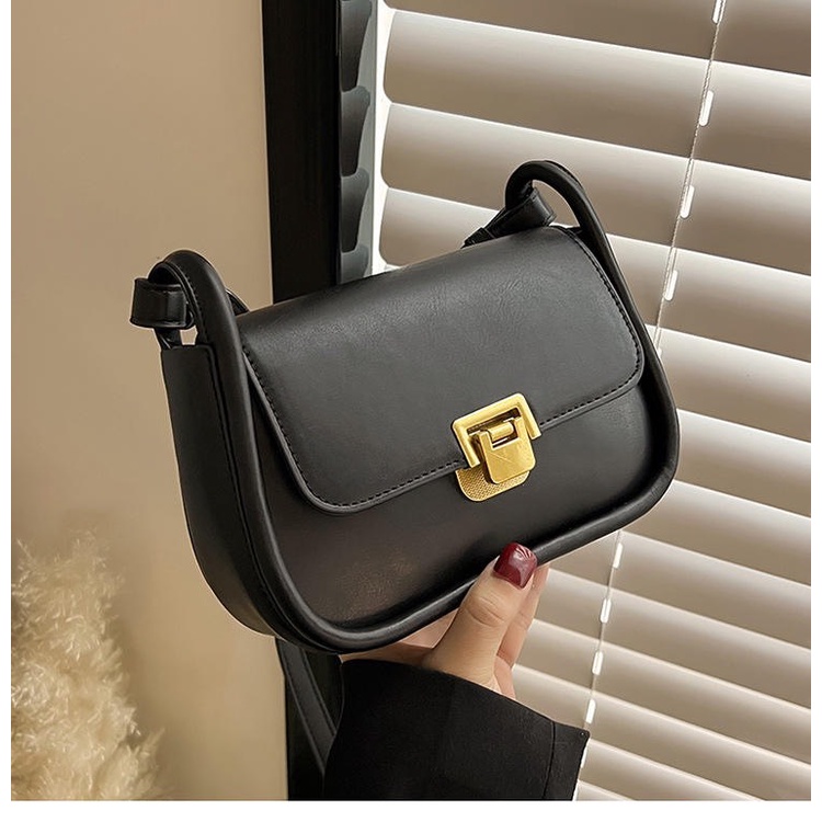 Túi xách đeo chéo nữ giá rẻ đẹp đi chơi phong cách thời trang hàn quốc dễ thương cute DC34