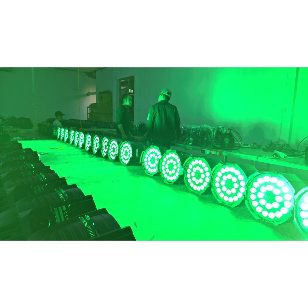 Đèn DTE Par LED 24x15W 4in1 RGBW