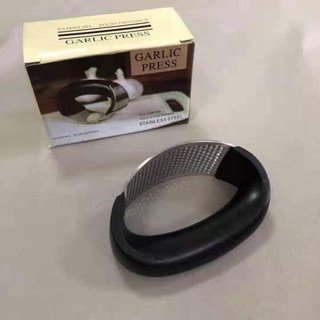 Dụng cụ ép tỏi cầm tay