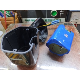 Pin hitachi 12v 4ah + sạc 12.6v