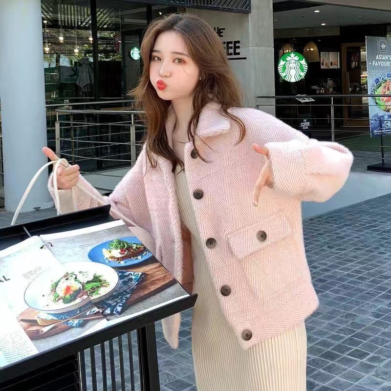 Áo khoác len lông nữ