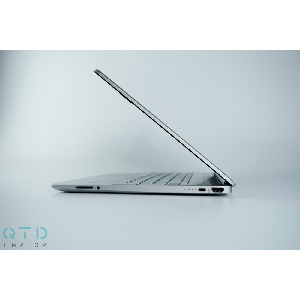 Laptop HP 15-DY2091WM Core i3-1115G4/ 8GB/ 256GB SSD/ 15.6"HD / Windows 10