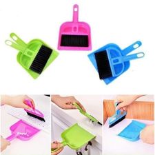 Chổi Quét Ban Thờ Và Máy Văn Phòng Nhỏ Gọn Tiện Dụng