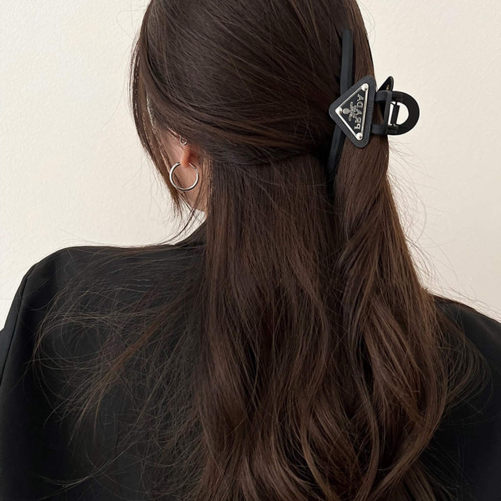 Kẹp Tóc Càng Cua Bằng Nhựa Kiểu Dáng Đơn Giản Thời Trang Cho Nữ