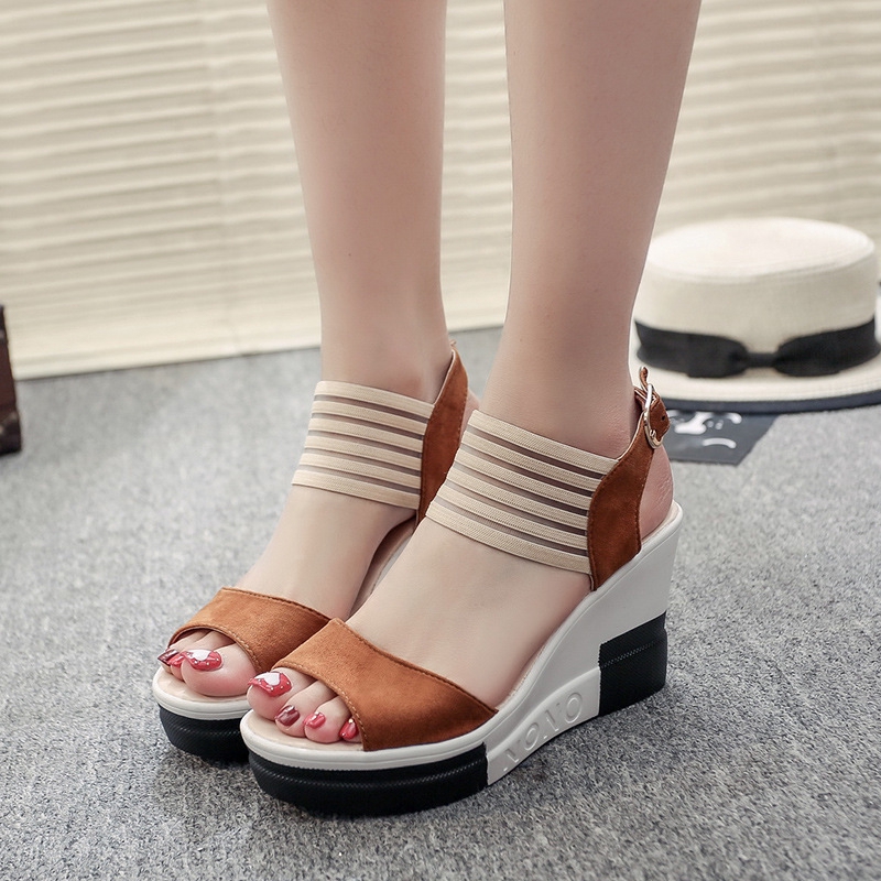 Giày sandal đế xuồng thời trang hè cho nữ
