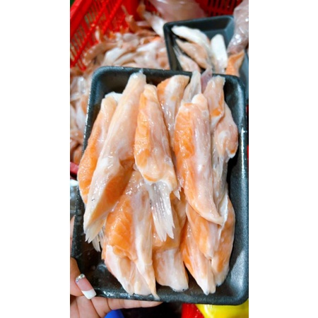 VÂY CÁ HỒI. khay 500g.