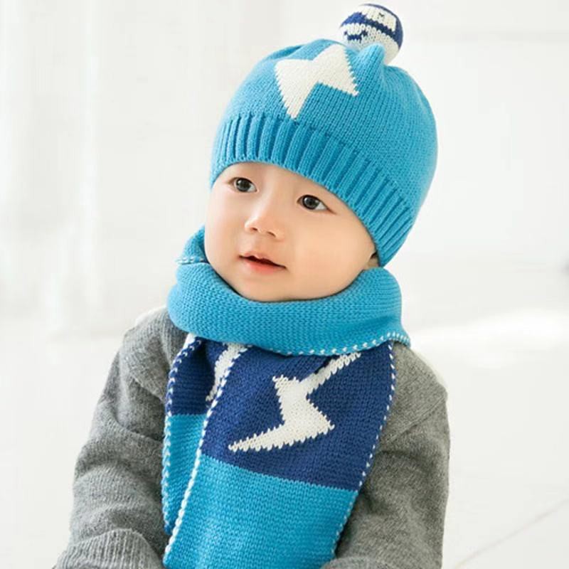 Set mũ len kèm khăn ống mặt cười len đan