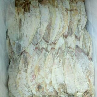 Mực khô giá 550k 0.5 kg