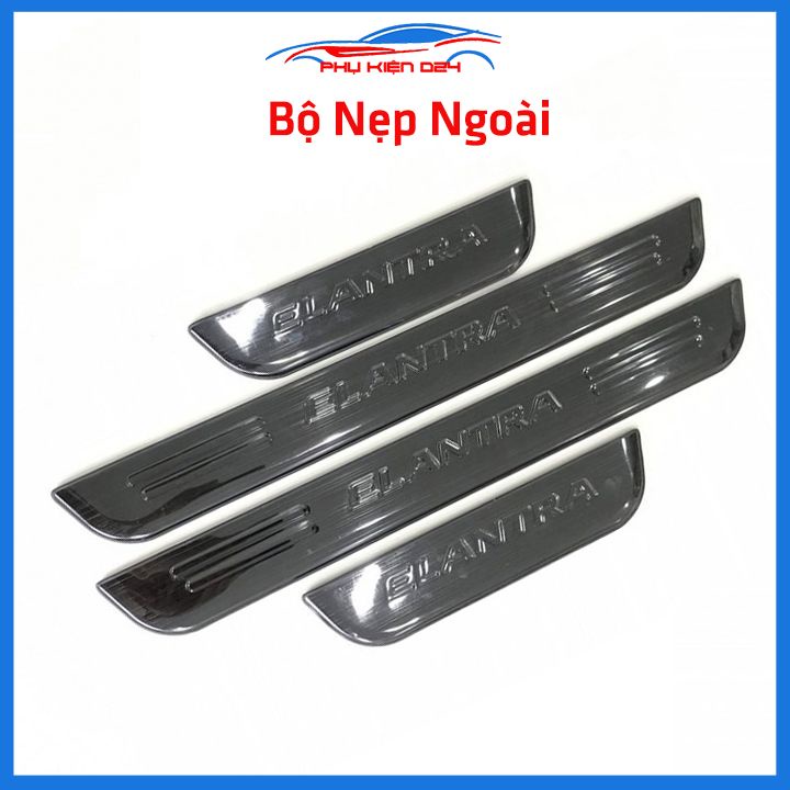 Bộ ốp bậc cửa trong ngoài nẹp bước chân Elantra 2016-2017-2018-2019 vân Titan chống trầy trang trí xe