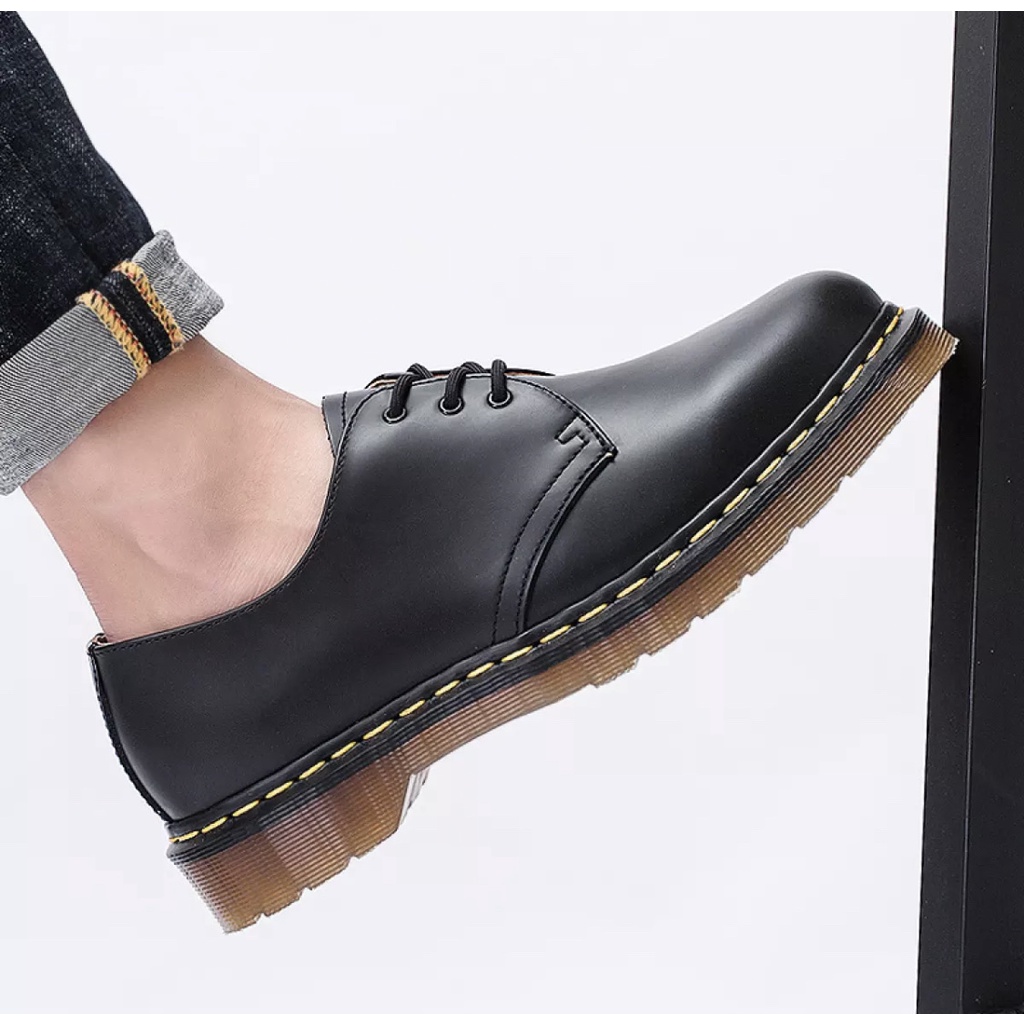 GIÀY NAM /NỮ Dr Doctor Martens, màu đen, size: 43//T15