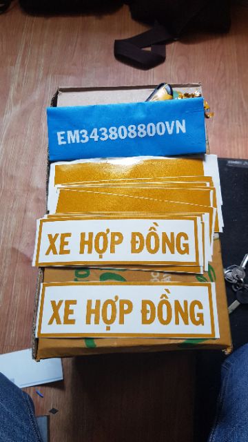 Chữ decal 3m XE HỢP ĐỒNG