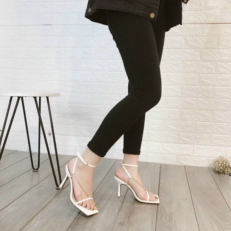 SANDAL KẸP DÂY MŨI VUÔNG PHỐI XÍCH GÓT NHỌN 7P