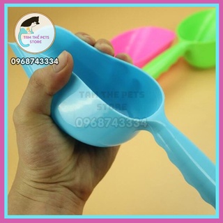 Xẻng xúc hạt thức ăn dành cho chó mèo
