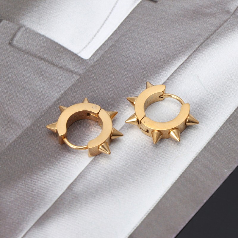 Khuyên tai đinh tán bằng thép không gỉ cá tính cho nữ