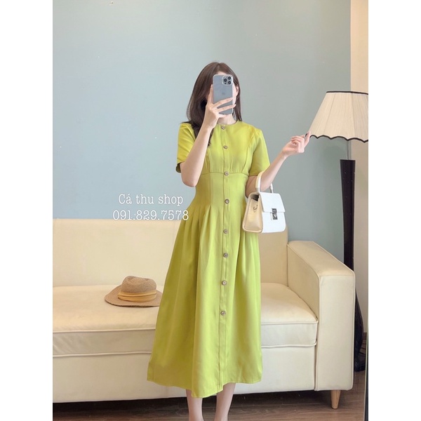 Váy xanh cốm xếp ly eo cúc gỗ phong cách vintage hàn quốc