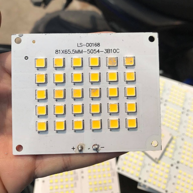 Chip Led. Mắt LED lắp Đèn Pha 30w (DC 28-32v)