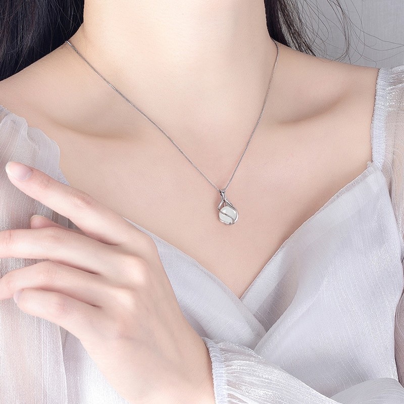 Dây chuyền mạ bạc mặt đính đá mã não ngọc mắt mèo tròn đeo trong cuộc sống hàng ngày cho nữ