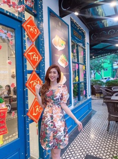 Váy gấm hoa 3D