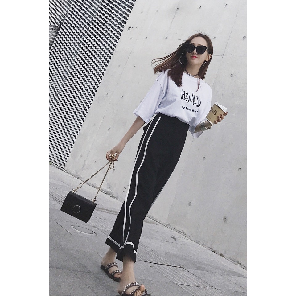 FREESHIP ĐƠN 99K_ Set Áo Thun + Quần Ống Rộng Kẻ Sọc Đơn Giản Cho Phái Nữ | BigBuy360 - bigbuy360.vn
