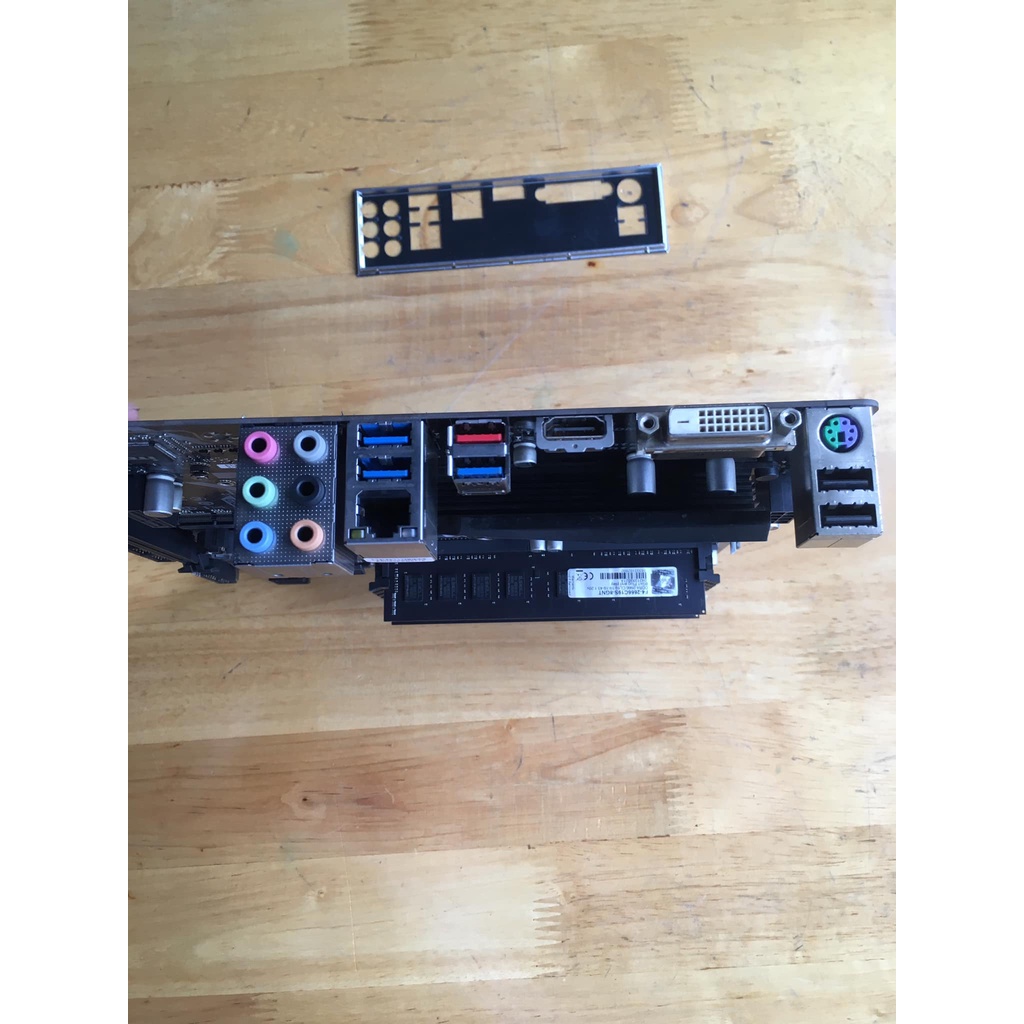 Bo mạch chủ Main Giga B360m aorus gaming 3 chính hãng mới 95%