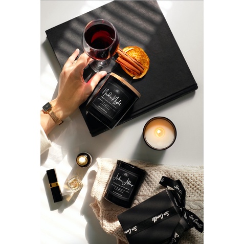 Nến thơm Sen Candle - Hổ phách phương Đông(Amber Ablaze - Nến thơm hương Ylang Ylang, hổ phách, xạ hương và gỗ đàn hương
