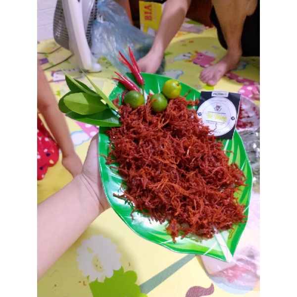 Bò xé sợi tặng kèm quất